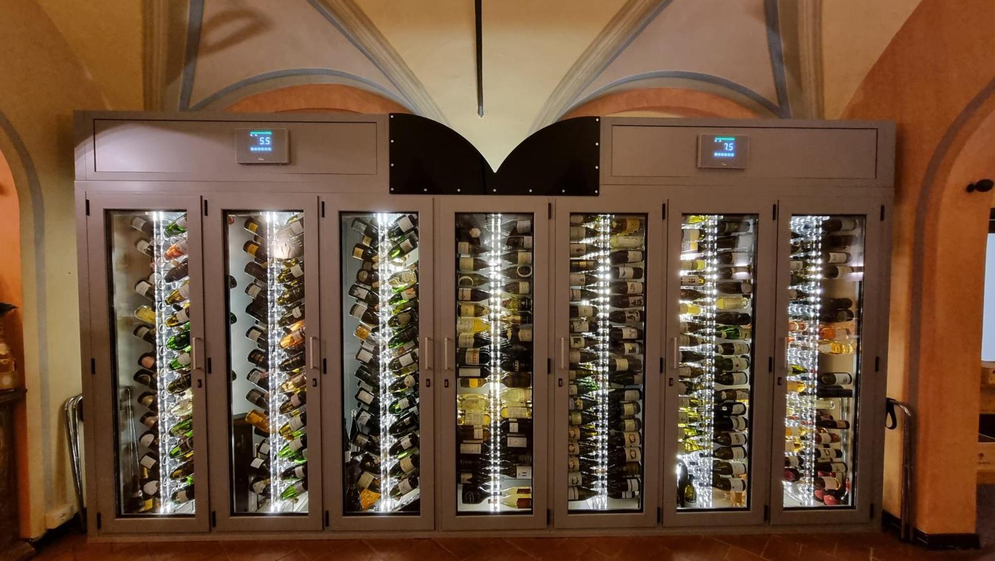 Ristorante Albergo Corona Novi Ligure Dış mekan fotoğraf