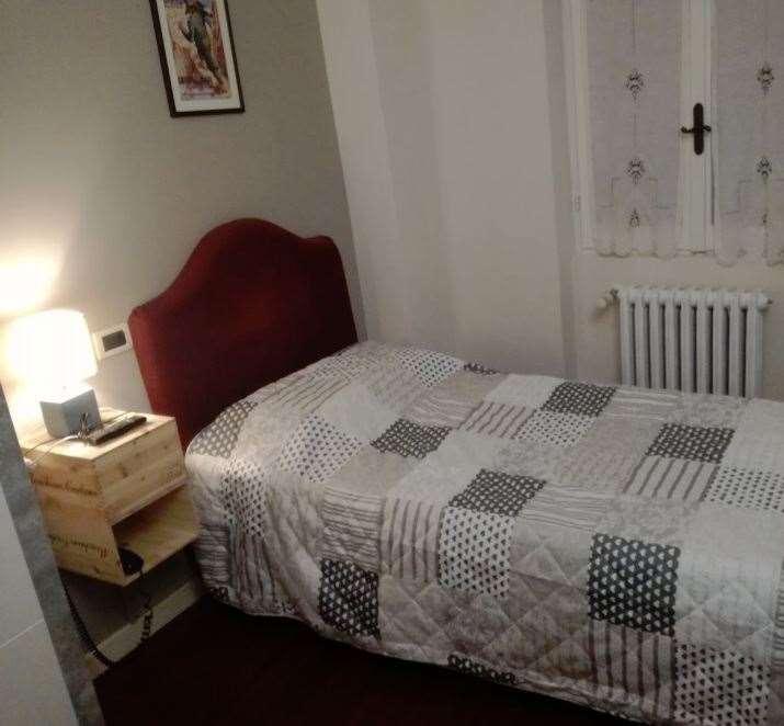 Ristorante Albergo Corona Novi Ligure Oda fotoğraf